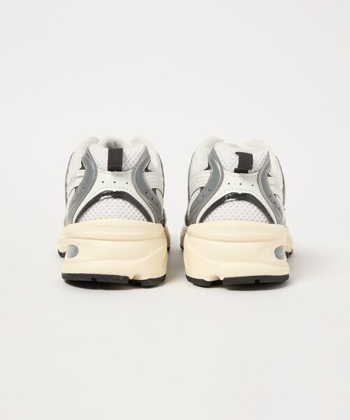 NEW BALANCE（ニューバランス）の「＜New Balance＞U530 NEW/スニーカー（スニーカー・レディース・シルバー/ナチュラル・22.5cm/23cm/23.5cm/24cm/24.5cm/25cm）」の20枚目の写真