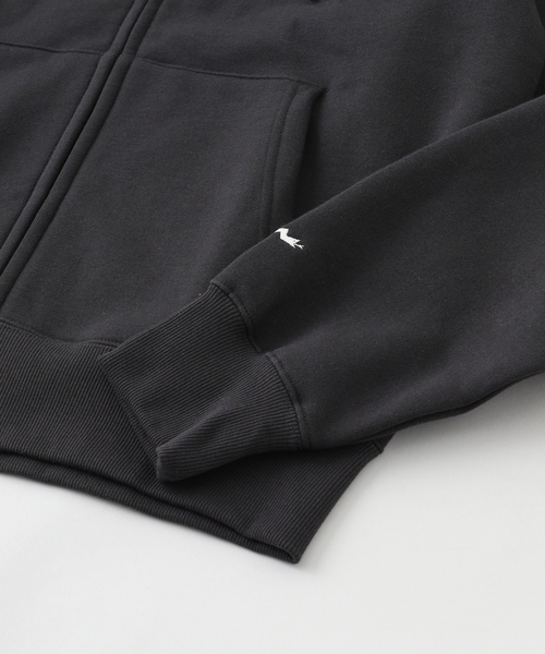 YESEYESEE(イエスアイシー)の「YESEYESEE / イエスアイシー Y.E.S SNAIL LOGO ZIP-UP HOODIE(パーカー・メンズ・ボルドー/ネイビー/チャコールグレー/グレー・SMALL/MEDIUM/X-SMALL)」の8枚目の写真