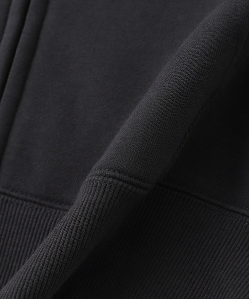 YESEYESEE(イエスアイシー)の「YESEYESEE / イエスアイシー Y.E.S SNAIL LOGO ZIP-UP HOODIE(パーカー・メンズ・ボルドー/ネイビー/チャコールグレー/グレー・SMALL/MEDIUM/X-SMALL)」の11枚目の写真