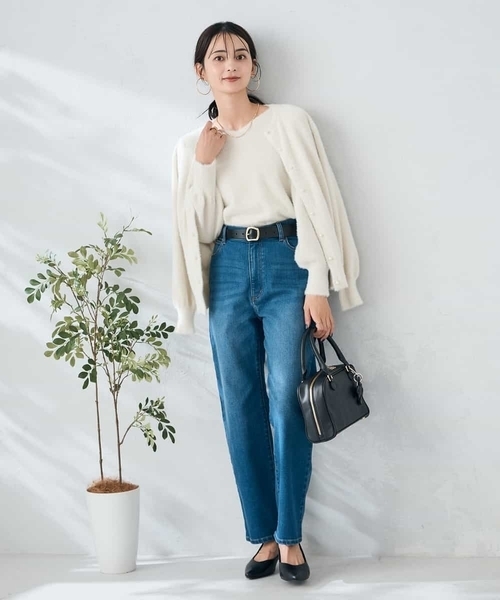 a.v.v(アーヴェヴェ)の「ヘアリーラメクルーネックカーディガン(カーディガン/ボレロ・レディース・アイボリー/ダークインディゴブルー/グレー系その他・38/36/40)」の21枚目の写真