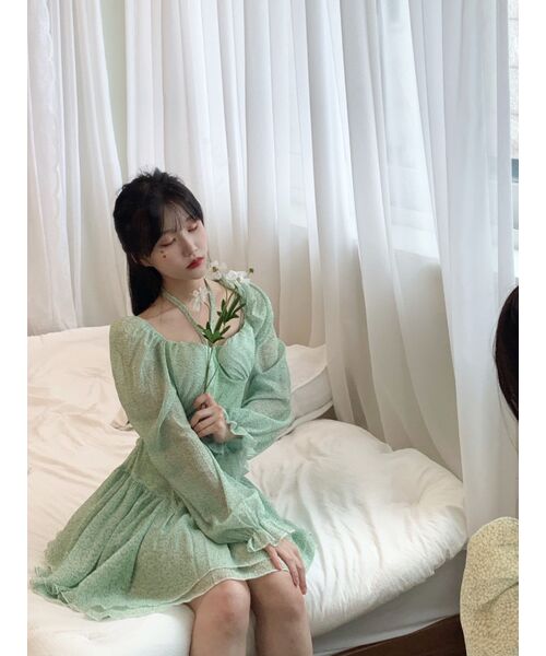 AVANDRESS(アバンドレス )の「Halterneck Swim Dress GREEN(ワンピース・レディース・その他・FREE)」の3枚目の写真