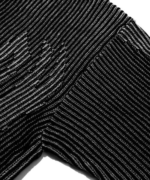 TRILLION(トリリオン)の「ウォッシャブルツートンクルーネックグラフィックニット(ブラック)(ニット/セーター・レディース・その他・MEDIUM/LARGE/X-LARGE)」の9枚目の写真