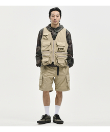 EXTRAORDINARY（エクストラオーディナリー）の「MULTI POCKET FISHING VEST  BEIGE（ベスト）」