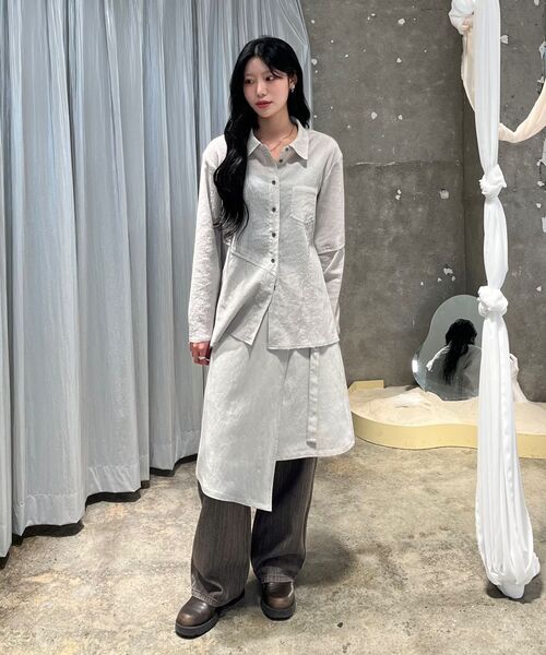 INSILENCE WOMEN(インサイレンスウーマン)の「サーフェススラブストレートデニム ダークグレー(デニムパンツ・レディース・その他・LARGE)」の11枚目の写真