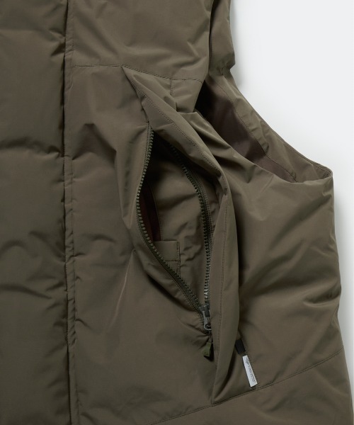 DAIWA PIER39(ダイワピア39)の「DAIWA PIER39 WINDSTOPPER FIELD DOWN VEST BW-18025W(その他アウター・メンズ・カーキ/ブラック/チャコールグレー・SMALL/MEDIUM/LARGE/X-LARGE)」の8枚目の写真