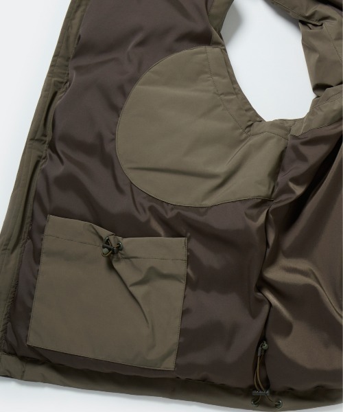 DAIWA PIER39(ダイワピア39)の「DAIWA PIER39 WINDSTOPPER FIELD DOWN VEST BW-18025W(その他アウター・メンズ・カーキ/ブラック/チャコールグレー・SMALL/MEDIUM/LARGE/X-LARGE)」の10枚目の写真