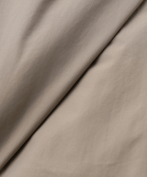 DESCENTE ALLTERRAIN（デサント　オルテライン）の「【DESCENTE ALLTERRAIN/デサントオルテライン】 INSULATED LIGHTWEIGH（その他アウター・レディース・ブラック/ベージュ・SMALL）」の16枚目の写真