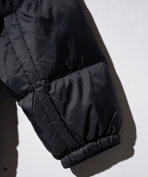 TAION(タイオン)の「TAION / タイオン MOUNTAIN PACKABLE VOLUME DOWN PARKA (TAION-106VZMT) マウンテン パッカブル ボリューム ダウンパーカー(ダウンジャケット/コート・メンズ・ブラック/グレー・X-LARGE/LARGE/MEDIUM)」の9枚目の写真