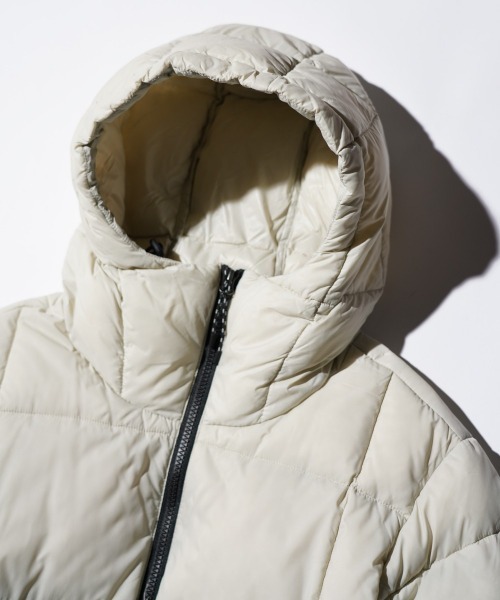 TAION(タイオン)の「TAION / タイオン MOUNTAIN PACKABLE VOLUME DOWN PARKA (TAION-106VZMT) マウンテン パッカブル ボリューム ダウンパーカー(ダウンジャケット/コート・メンズ・ブラック/グレー・X-LARGE/LARGE/MEDIUM)」の13枚目の写真