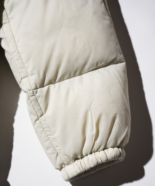 TAION(タイオン)の「TAION / タイオン MOUNTAIN PACKABLE VOLUME DOWN PARKA (TAION-106VZMT) マウンテン パッカブル ボリューム ダウンパーカー(ダウンジャケット/コート・メンズ・ブラック/グレー・X-LARGE/LARGE/MEDIUM)」の16枚目の写真