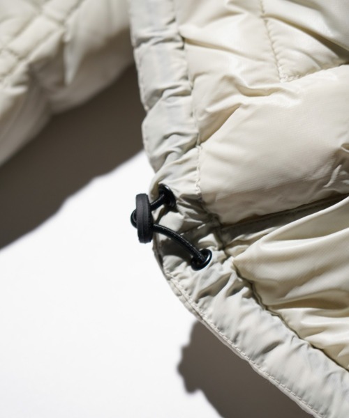 TAION(タイオン)の「TAION / タイオン MOUNTAIN PACKABLE VOLUME DOWN PARKA (TAION-106VZMT) マウンテン パッカブル ボリューム ダウンパーカー(ダウンジャケット/コート・メンズ・ブラック/グレー・X-LARGE/LARGE/MEDIUM)」の17枚目の写真