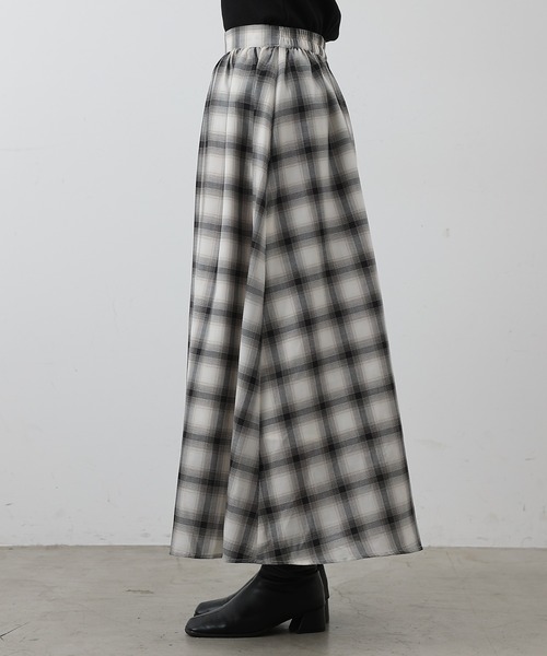 COLONY 2139（コロニートゥーワンスリーナイン）の「オンブレチェックフレアスカート（スカート・レディース・オフホワイト/ブラック・FREE）」の20枚目の写真