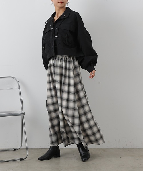 COLONY 2139（コロニートゥーワンスリーナイン）の「オンブレチェックフレアスカート（スカート・レディース・オフホワイト/ブラック・FREE）」の12枚目の写真