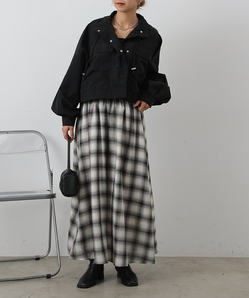 COLONY 2139（コロニートゥーワンスリーナイン）の「オンブレチェックフレアスカート（スカート・レディース・オフホワイト/ブラック・FREE）」の11枚目の写真
