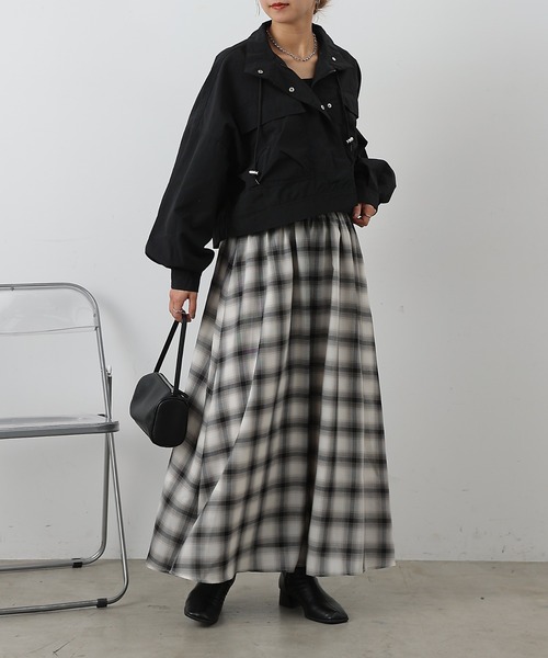 COLONY 2139（コロニートゥーワンスリーナイン）の「オンブレチェックフレアスカート（スカート・レディース・オフホワイト/ブラック・FREE）」の14枚目の写真