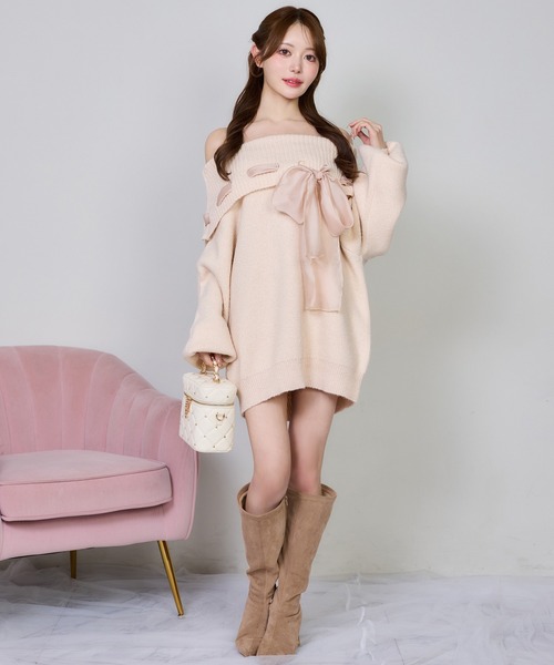 one after another NICE CLAUP(ワンアフターアナザーナイスクラップ)の「リボン付きオフショルニットワンピ(ワンピース・レディース・アイボリー/サックスブルー/チャコールグレー/ピンク・FREE)」の18枚目の写真