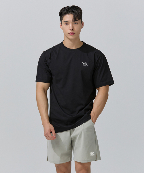 BLACK MONSTER FIT(ブラックモンスターフィット)の「クーリングトリコットショートパンツ (ライトベージュ) / BM220120(その他パンツ・レディース・その他・MEDIUM/LARGE/X-LARGE/XX-LARGE/XXX-LARGE)」の3枚目の写真