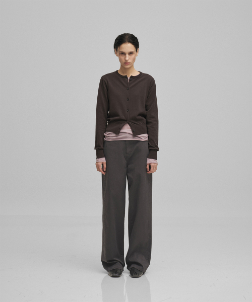 ANOTHER OFFICE WOMEN(アナザー オフィス ウーマン)の「w. Basis Roundneck Cardigan (Pewter)(カーディガン/ボレロ・レディース・その他・0)」の4枚目の写真