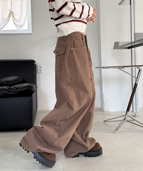 4INT.(フォイント)の「バックポケット コットン バルーン ワイドパンツ(その他パンツ・レディース・ライトカーキ/ブラウン/ブラック/ベージュ/ネイビー・S/L/M)」の19枚目の写真