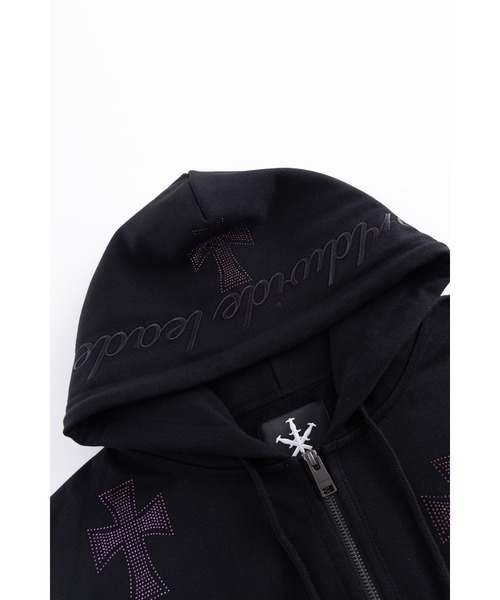UNKNOWN LONDON(アンノウン・ロンドン)の「ジップフーディ|Black x Purple Cross Rhinestone Zip Hoodie|Unknown London(パーカー・メンズ・ブラック・SMALL/MEDIUM/LARGE/X-LARGE)」の5枚目の写真