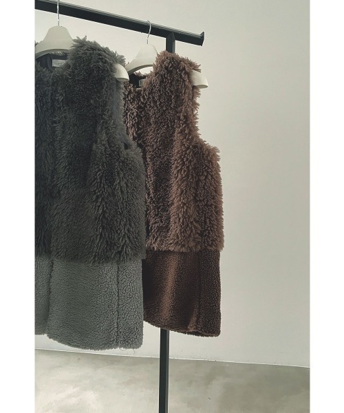 marjour（マージュール）の「BOA PANEL VEST（ベスト・レディース・ブラウン/グレー・M）」の3枚目の写真