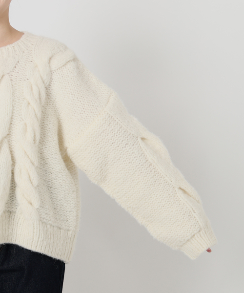 ＋81BRANCA（ハチイチブランカ）の「+81BRANCA/ハチイチブランカ SLOBE別注 ケーブルハンドニット（ニット/セーター・レディース・ホワイト/ブラック・FREE）」の14枚目の写真