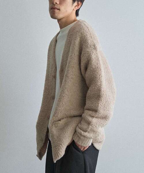 CRAFT STANDARD BOUTIQUE(クラフトスタンダードブティック)の「フェザーモールニットカーディガン<ホームケア可能>(カーディガン/ボレロ・メンズ・カーキ/ベージュ/ブラック・M/L/XL)」の20枚目の写真