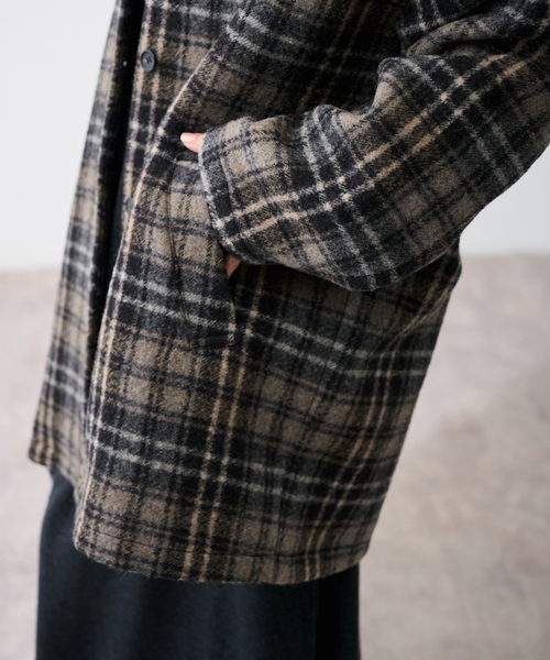 FRAMeWORK(フレームワーク)の「PRIMAチェックコート(ステンカラーコート・レディース・ブラック・36/38)」の4枚目の写真