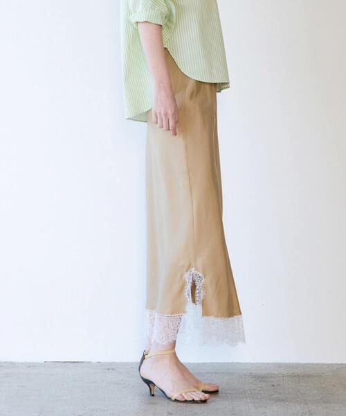 martinique（マルティニーク）の「リバーレースバイヤススカート（スカート・レディース・キャメル/ブラック・FREE）」の4枚目の写真