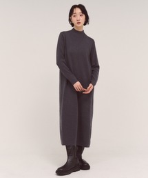 スタンドネックロングワンピース