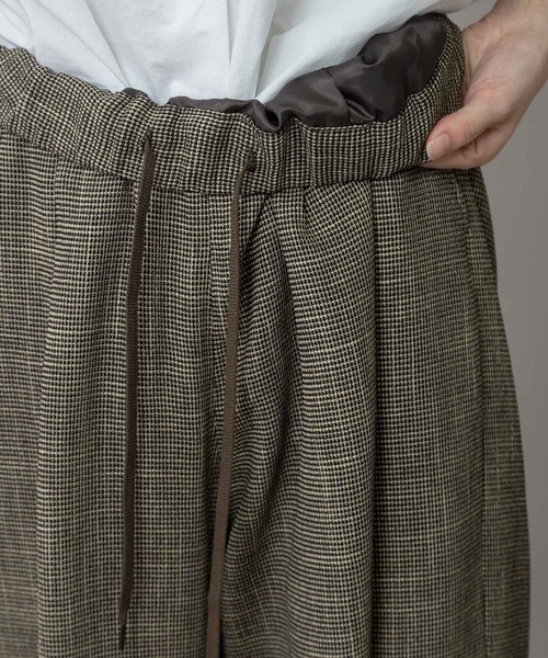 Munich（ミューニック）の「【吸水・速乾性】ポリエステルレーヨンカラミ織りワイドパンツ（その他パンツ・レディース・ブラック/ベージュ/ブラウン・S/M）」の15枚目の写真