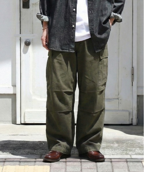 BACK NUMBER(バックナンバー)の「【BACK NUMBER】コットンツイルカーゴパンツ (古着風/ワイドシルエット/アクティブスタイル)(カーゴパンツ・メンズ・ブラック/オリーブ/ホワイト・L/M/S/XL)」の14枚目の写真