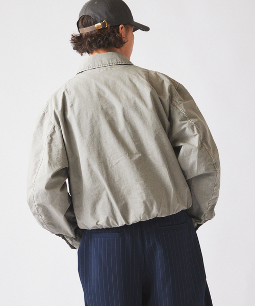 JOURNAL STANDARD relume（ジャーナルスタンダード　レリューム）の「ガーメントダイ カラー フライトジャケット（ミリタリージャケット・メンズ・イエロー/グレー/ダークパープル/モスグリーン・MEDIUM/LARGE）」の13枚目の写真