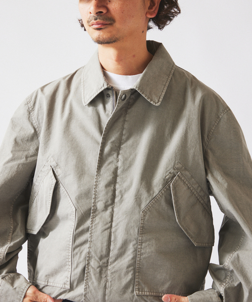 JOURNAL STANDARD relume（ジャーナルスタンダード　レリューム）の「ガーメントダイ カラー フライトジャケット（ミリタリージャケット・メンズ・イエロー/グレー/ダークパープル/モスグリーン・MEDIUM/LARGE）」の14枚目の写真