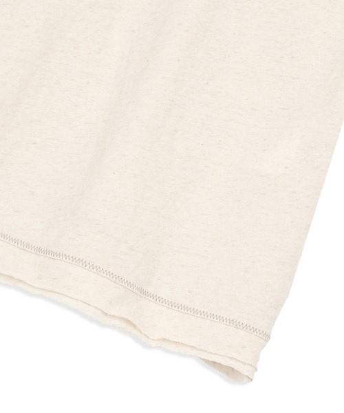 OPEN Yy(オープンワイワイ)の「【OPEN YY】SCOOP NECK PHONETIC TEE(Tシャツ/カットソー・レディース・ブラック/オフホワイト・S)」の10枚目の写真