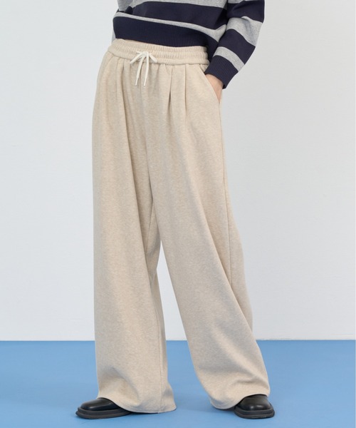 NUJOH(ヌゾ)の「Wide Drawstring Sweat Pants / ワイドドローストリングスウェットパンツ(スウェットパンツ・レディース・ブラック/ナチュラル/ブラウン/チャコールグレー・FREE)」の4枚目の写真