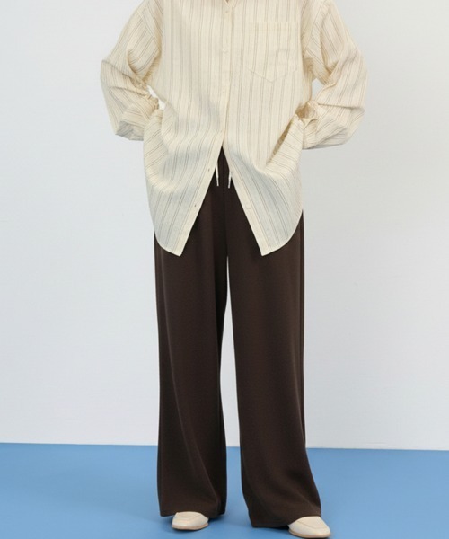 NUJOH(ヌゾ)の「Wide Drawstring Sweat Pants / ワイドドローストリングスウェットパンツ(スウェットパンツ・レディース・ブラック/ナチュラル/ブラウン/チャコールグレー・FREE)」の17枚目の写真