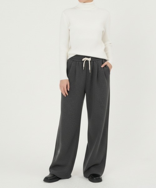 NUJOH(ヌゾ)の「Wide Drawstring Sweat Pants / ワイドドローストリングスウェットパンツ(スウェットパンツ・レディース・ブラック/ナチュラル/ブラウン/チャコールグレー・FREE)」の11枚目の写真