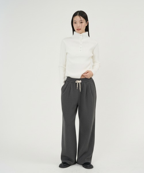 NUJOH(ヌゾ)の「Wide Drawstring Sweat Pants / ワイドドローストリングスウェットパンツ(スウェットパンツ・レディース・ブラック/ナチュラル/ブラウン/チャコールグレー・FREE)」の13枚目の写真