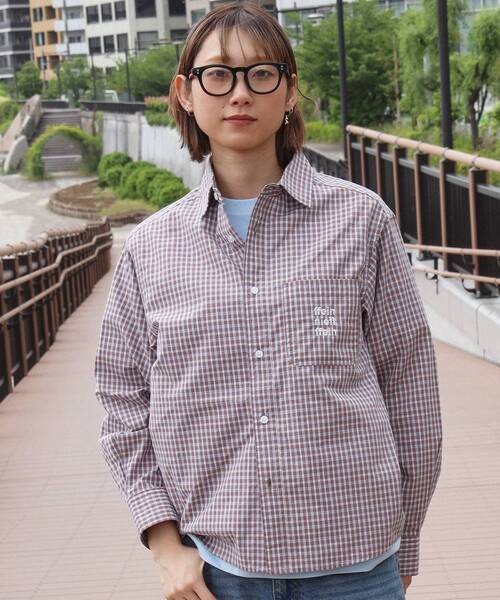 FFEIN(フェイン)の「【FFEIN(フェイン)】アソートワンポイントラウンド長袖チェックシャツ / シャツ レギュラーカラー 長袖 ワンポイント 刺繍 レイヤード ポケット(シャツ/ブラウス・メンズ・グリーン/ブルー/ダークオレンジ/ダークネイビー/レッド/パープル・X-SMALL/LARGE/MEDIUM/SMALL)」の4枚目の写真
