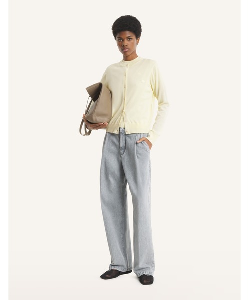 Maison Kitsune（メゾンキツネ）の「BABY FOX FINE MERINO REGULAR CARDIGAN（カーディガン/ボレロ・レディース・ライトイエロー/ライトオリーブ・XS/L/M/S）」の11枚目の写真