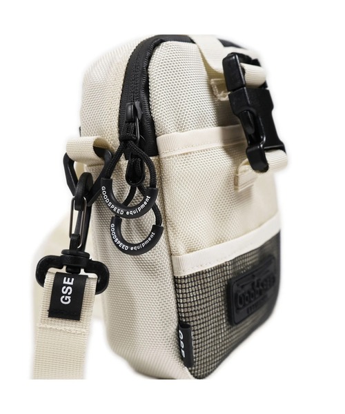 GOODSPEED equipment(グットスピードイクイップメント)の「Mini Multi Shoulder Bag(ショルダーバッグ・メンズ・ブラウン/オフホワイト/ブラック・ONE SIZE)」の6枚目の写真