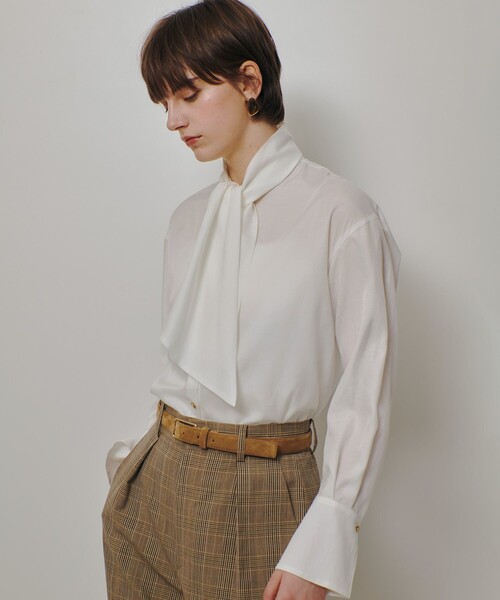 allureville（アルアバイル）の「キュプラコットンビッグタイブラウス（シャツ/ブラウス・レディース・ホワイト/チャコールグレー/サックスブルー・2）」の12枚目の写真