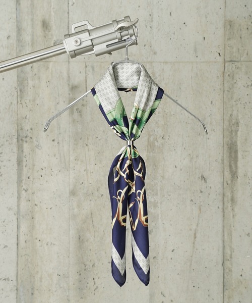 THE MILES（ザ マイルズ）の「"03"≪スカーフリング付き≫アソート スカーフ(70cm×70cm)（バンダナ/スカーフ・レディース・グリーン系1/ネイビー系3/ピーコックグリーン系1/オレンジ系1/イエロー系1/サックスブルー系1/ブラック系1/ネイビー系1/ホワイト系1/レッド系1/ネイビー系2/ベージュ系1/ダルブルー系1/ブラック系2/スカイブルー系1・ONE SIZE）」の10枚目の写真