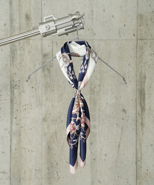 THE MILES（ザ マイルズ）の「"03"≪スカーフリング付き≫アソート スカーフ(70cm×70cm)（バンダナ/スカーフ・レディース・グリーン系1/ネイビー系3/ピーコックグリーン系1/オレンジ系1/イエロー系1/サックスブルー系1/ブラック系1/ネイビー系1/ホワイト系1/レッド系1/ネイビー系2/ベージュ系1/ダルブルー系1/ブラック系2/スカイブルー系1・ONE SIZE）」の11枚目の写真