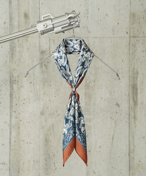 THE MILES（ザ マイルズ）の「"03"≪スカーフリング付き≫アソート スカーフ(70cm×70cm)（バンダナ/スカーフ・レディース・グリーン系1/ネイビー系3/ピーコックグリーン系1/オレンジ系1/イエロー系1/サックスブルー系1/ブラック系1/ネイビー系1/ホワイト系1/レッド系1/ネイビー系2/ベージュ系1/ダルブルー系1/ブラック系2/スカイブルー系1・ONE SIZE）」の13枚目の写真