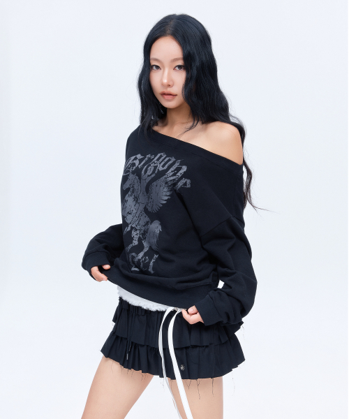 DAUSPICE(ディーオスピス)の「(DUC) GA one-shoulder sweatshirt Black(スウェット・レディース・ブラック・ONE SIZE)」の2枚目の写真