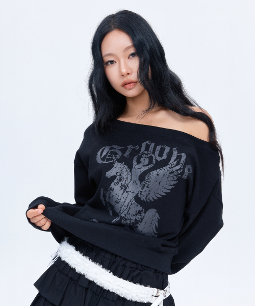 DAUSPICE(ディーオスピス)の「(DUC) GA one-shoulder sweatshirt Black(スウェット・レディース・ブラック・ONE SIZE)」の3枚目の写真