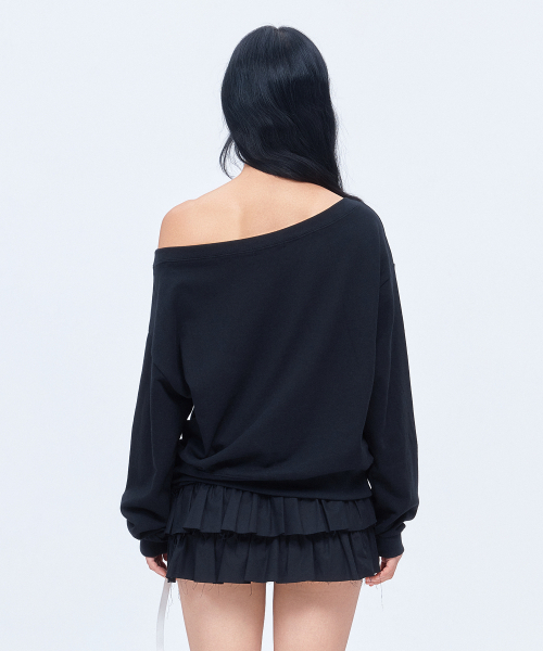 DAUSPICE(ディーオスピス)の「(DUC) GA one-shoulder sweatshirt Black(スウェット・レディース・ブラック・ONE SIZE)」の4枚目の写真