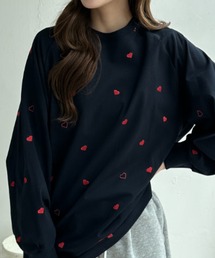 ハート刺繍 ロンT 総柄 カットソー 長袖 Tシャツ クルーネック プルオーバー クルーネック カジュアル トップス 秋 冬